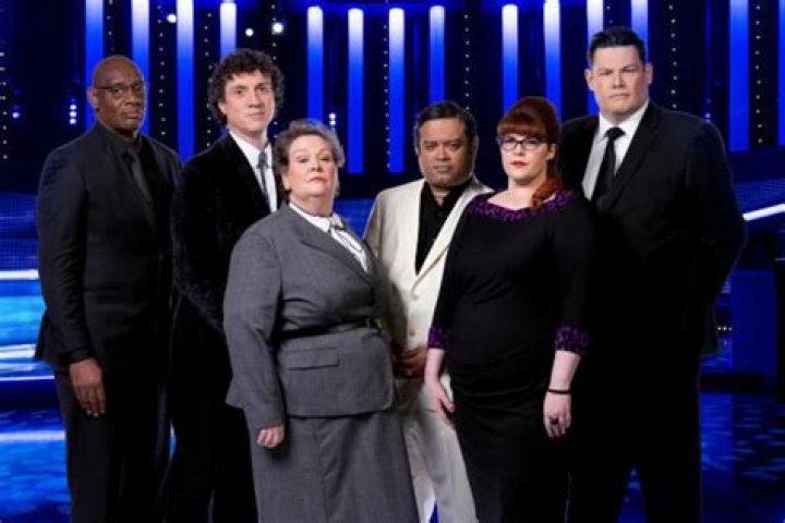 
Does Darragh Ennis From The Chase Have A Wife? 