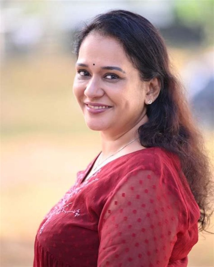 
Maala Parvathi Net Worth, Age, Birthday, Wikipedia, Who, Nationality, Biography 