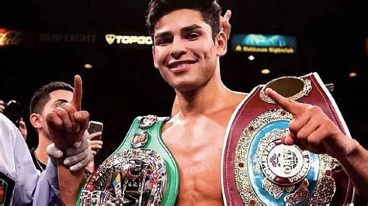 Phillip Garcia Height, Weight, Net Worth, Age, Birthday, Wikipedia, Who, Nationality, Biography