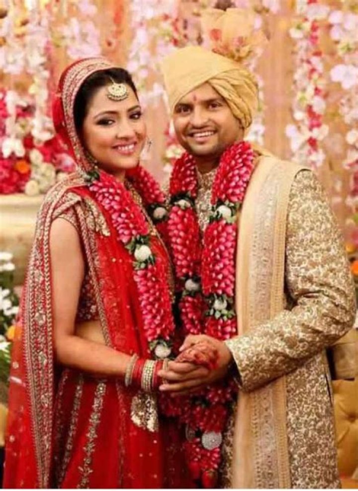
Priyanka Chaudhary (Suresh Raina’s Wife) Bigg Boss 16 Contstant Age Wiki Biography Voting 